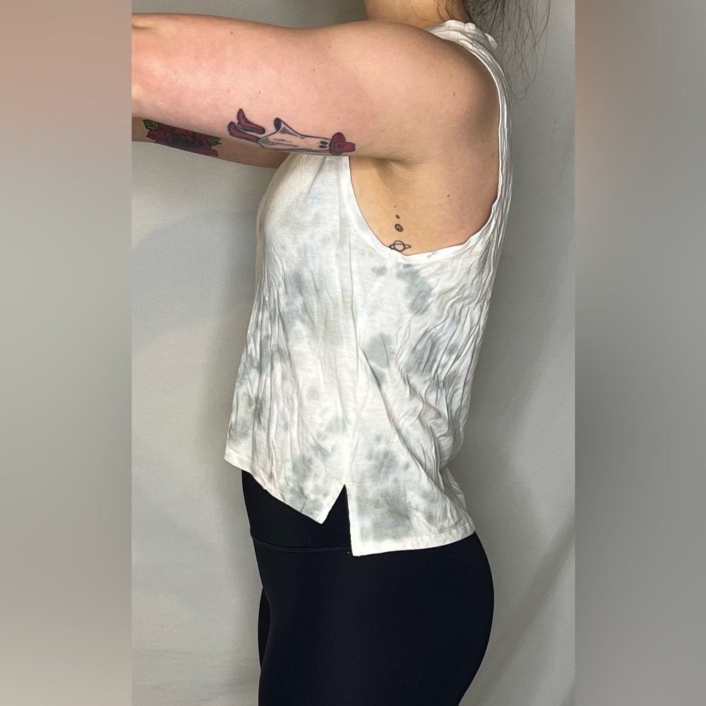 Abercrombie Soft Gray Tie-Dye Tank